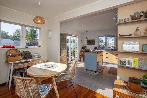 Photo of property in 29 Margaret Road, Raumati Beach, Paraparaumu, 5032