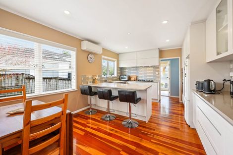 Photo of property in 6 Finnerty Avenue, Howick, Auckland, 2014