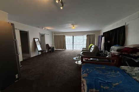 Photo of property in 86 Gosford Drive, Botany Downs, Auckland, 2010