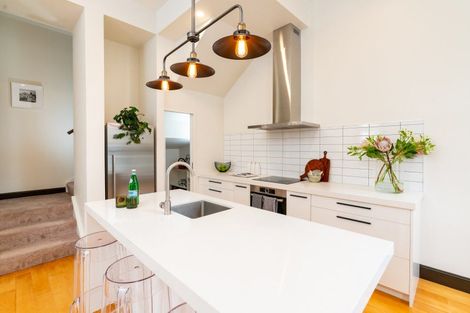 Photo of property in 2/235 Adelaide Road, Newtown, Wellington, 6021