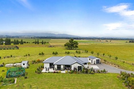 Photo of property in 29 Fry Road, Halcombe, Feilding, 4777