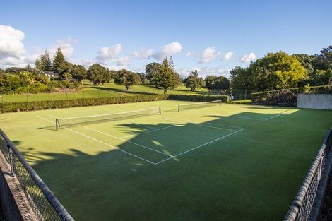 Photo of property in 10 Wentworth Lane, Waiwhakaiho, New Plymouth, 4312