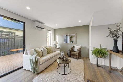 Photo of property in 2/55 Cleveland Street, Edgeware, Christchurch, 8013