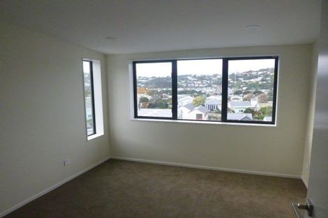 Photo of property in 10/104u Maupuia Road, Maupuia, Wellington, 6022