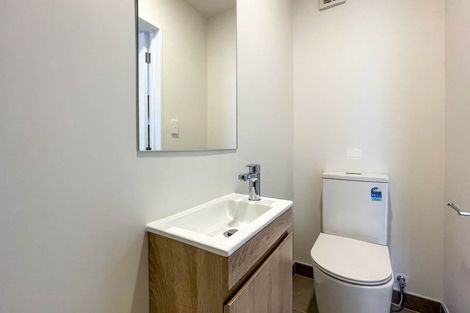 Photo of property in 6/36 Edmonton Road, Henderson, Auckland, 0612