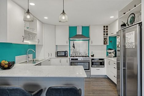 Photo of property in 1b Adrienne Place, Onehunga, Auckland, 1061