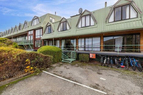 Photo of property in Goldridge Apartments, 9/43 Goldridge Way, Queenstown, 9300