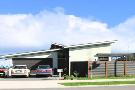 Photo of property in 100 Saint James Drive, Huntington, Hamilton, 3210