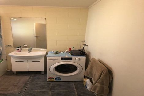 Photo of property in 57 Carrington Street, Lower Vogeltown, New Plymouth, 4310