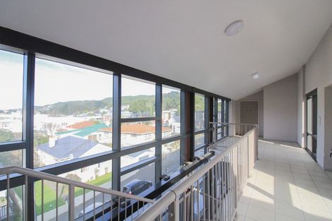 Photo of property in Luxford Villas, 311/72u Herald Street, Berhampore, Wellington, 6023