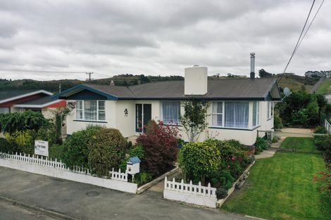 Photo of property in 74 Taward Street, Oamaru North, Oamaru, 9400