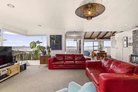 Photo of property in 80 Wakeman Road, Acacia Bay, Taupo, 3330