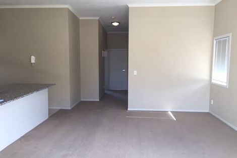 Photo of property in 24/11 Carlos Drive, Flat Bush, Auckland, 2016