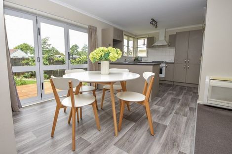 Photo of property in 89 Victoria Street, Carterton, 5713