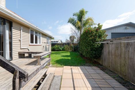 Photo of property in 11 Hockin Place, Fairfield, Hamilton, 3214