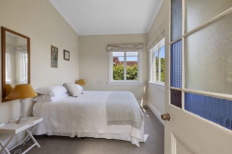 Photo of property in 30 Ballance Street, Lower Vogeltown, New Plymouth, 4310