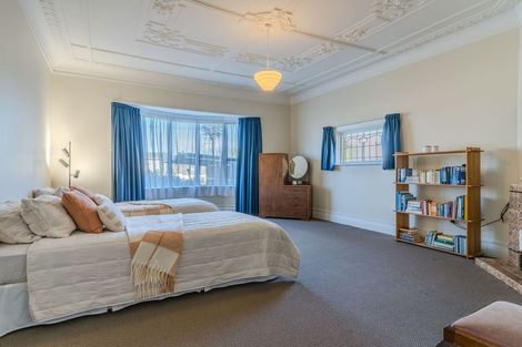 Photo of property in 362 Bay View Road, Saint Clair, Dunedin, 9012