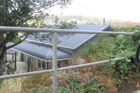 Photo of property in 2/292 Main Road, Tawa, Wellington, 5028