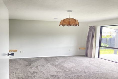 Photo of property in 25 Sandra Street, South New Brighton, Christchurch, 8062