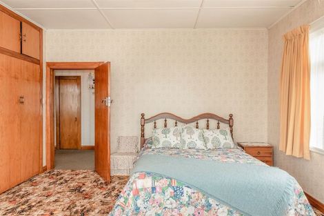 Photo of property in 28 The Esplanade, Westport, 7825