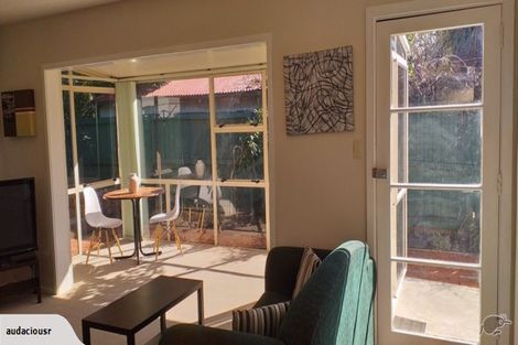 Photo of property in 2/12 Gibbon Street, Sydenham, Christchurch, 8023