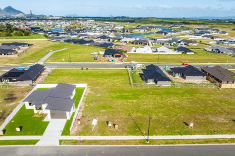 Photo of property in 21 Te Piriti Road, One Tree Point, 0118