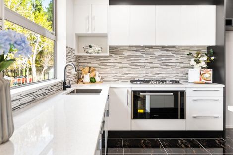 Photo of property in 2d Masters Road, Waiuku, 2681