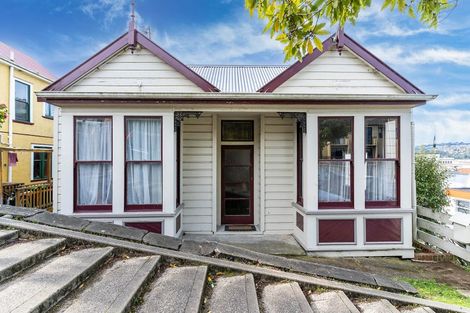 Photo of property in 1 Haddon Place, Dunedin Central, Dunedin, 9016