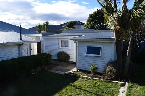 Photo of property in 50 Forres Street, Seatoun, Wellington, 6022
