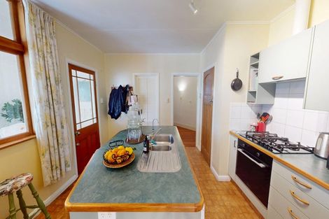 Photo of property in 9 Kent Road, Saint Johns Hill, Whanganui, 4501