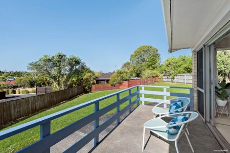 Photo of property in 14 Jenelin Road, Glendene, Auckland, 0602