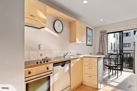 Photo of property in 14/346 Oceanbeach Road, Mount Maunganui, 3116