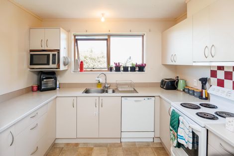 Photo of property in 3 Rangeview Place, Feilding, 4702