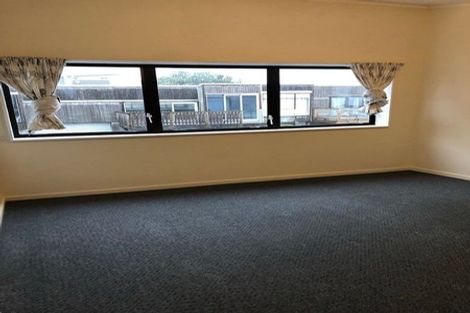 Photo of property in 8/408 The Esplanade, Island Bay, Wellington, 6023