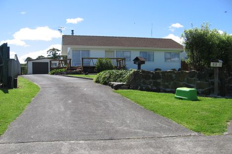 Photo of property in 25 Beaufort Place, Papatoetoe, Auckland, 2025
