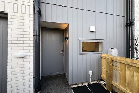 Photo of property in 4/16 Sladden Street, Naenae, Lower Hutt, 5011
