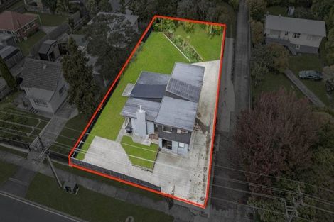 Photo of property in 192 Henderson Valley Road, Henderson, Auckland, 0612