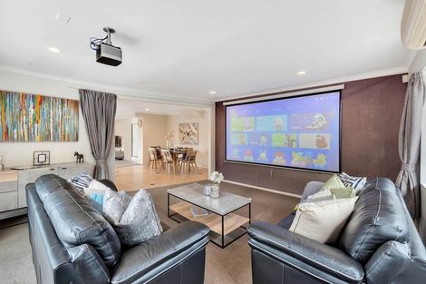 Photo of property in 15 San Carlo Court, Henderson, Auckland, 0612