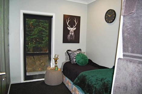 Photo of property in 7 Mountain Road, Kaiwaka, Maungaturoto, 0587