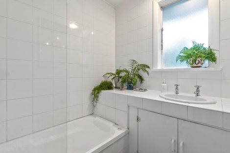 Photo of property in 822 Kane Road, Hawea Flat, Wanaka, 9382