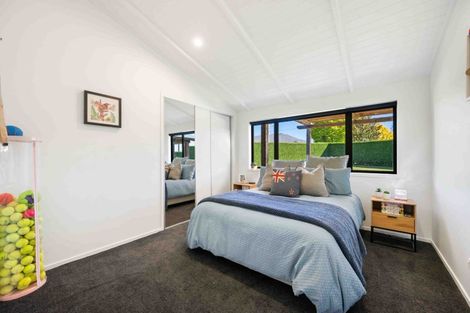 Photo of property in 1 Hall Road, Bannockburn, Cromwell, 9384