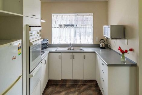 Photo of property in 11 Manly Garden, Paraparaumu Beach, Paraparaumu, 5032