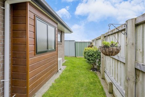 Photo of property in Rangeview Villas, 26/9 Fuller Close, Levin, 5510