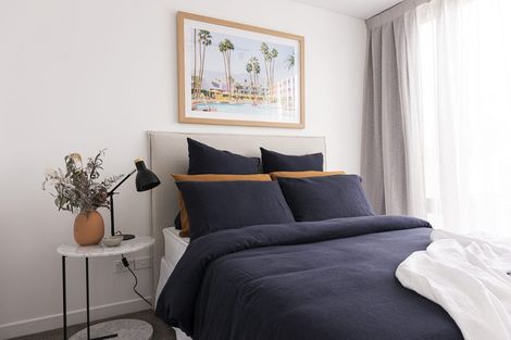 Photo of property in 25 Nugget Avenue, Hobsonville, Auckland, 0616