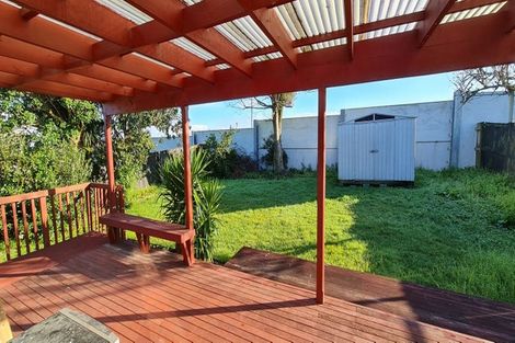 Photo of property in 28 Cabello Place, Unsworth Heights, Auckland, 0632