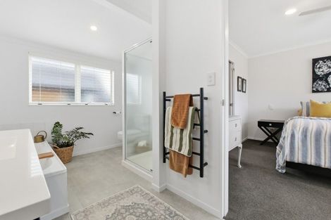 Photo of property in 2/69 Orkney Road, Mount Maunganui, 3116