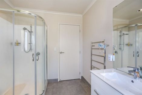 Photo of property in 1 Rees Way, Tuakau, 2121