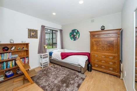 Photo of property in 157b Colwill Road, Massey, Auckland, 0614