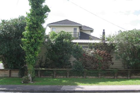 Photo of property in 37 Strid Road, Te Atatu South, Auckland, 0610