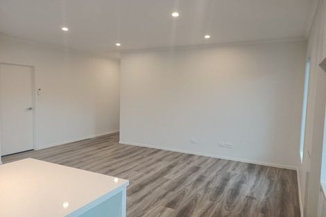 Photo of property in 14u4 Steele Road, Forest Lake, Hamilton, 3200